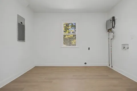 $284,500 | 131 Lakeside Drive, Columbia, TN 38401