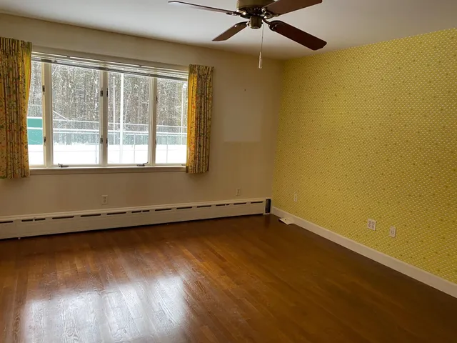 $1,100,000 | 19 Bartlett Avenue, Nashua, NH 03064