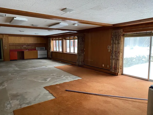 $1,100,000 | 19 Bartlett Avenue, Nashua, NH 03064