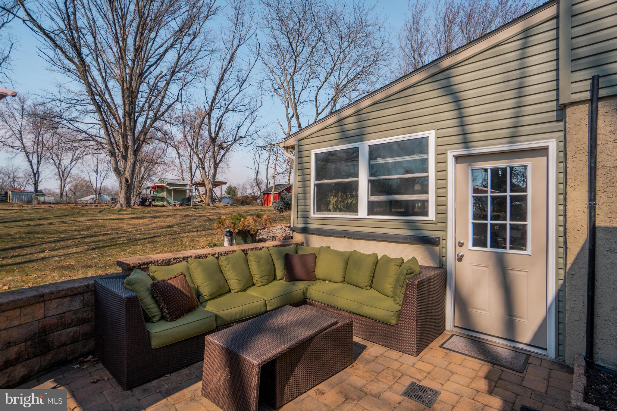 334 Schoolhouse Road Pottstown, PA 19465 - Photo 24 of 40 Patio