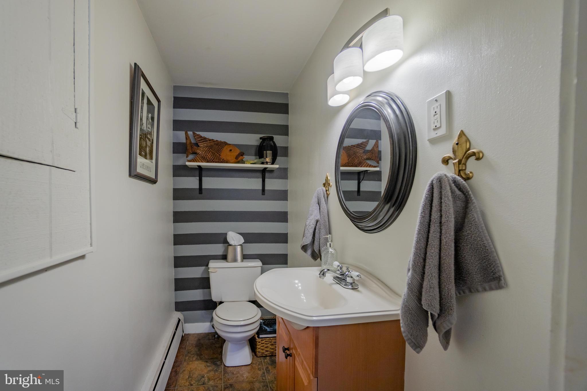 334 Schoolhouse Road Pottstown, PA 19465 - Photo 28 of 40 Powderroom