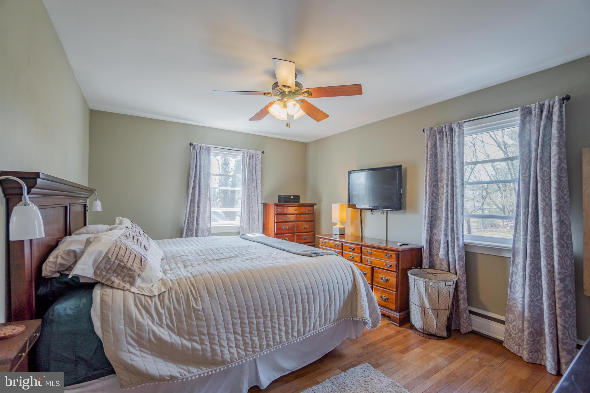 334 Schoolhouse Road Pottstown, PA 19465 - Photo 31 of 40 Second Bedroom