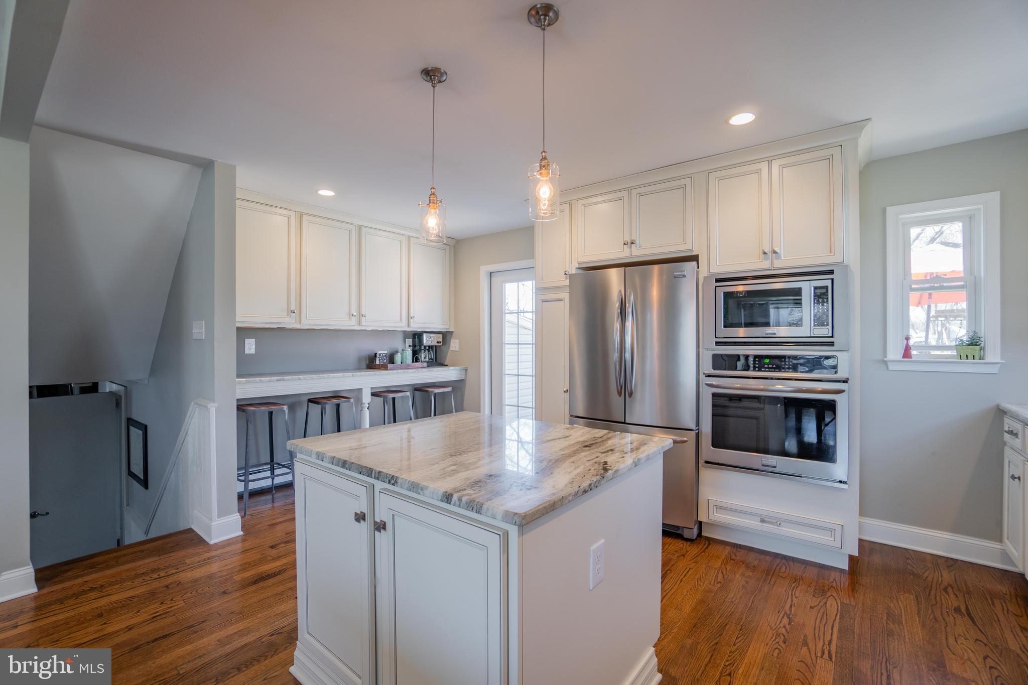 334 Schoolhouse Road Pottstown, PA 19465 - Photo 10 of 40 Granite Island, Oven, Microwave