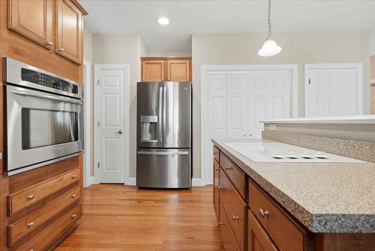2202 Bloomingdale Road Bloomington, IL 61705 - Photo 14 of 44