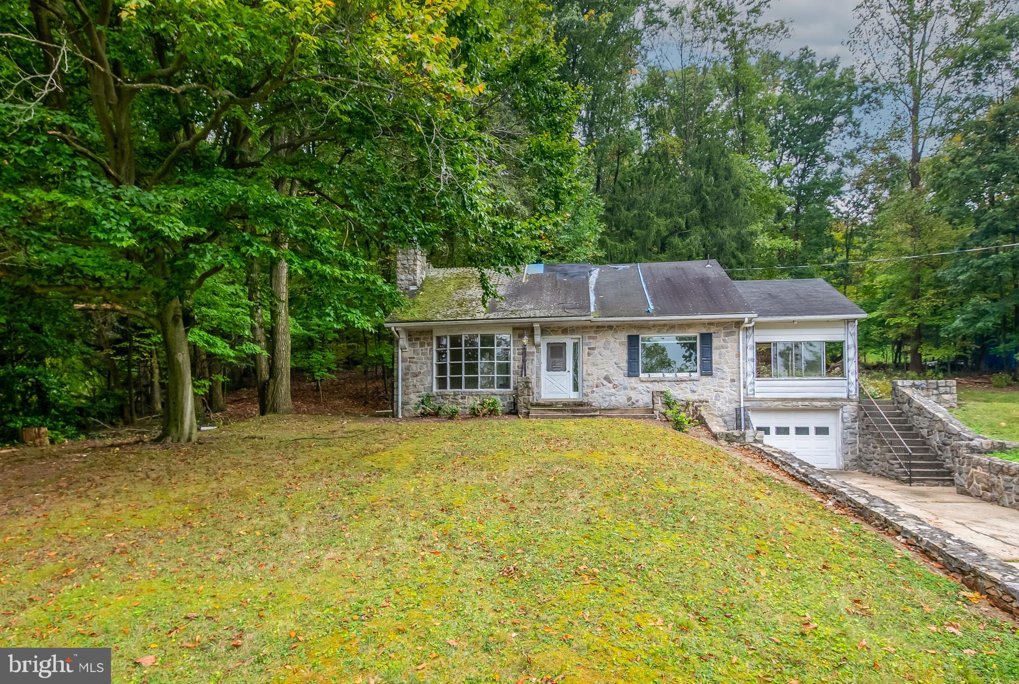 2306 Herb Road Temple, PA 19560 - Photo 3 of 27 Gallery Image 3