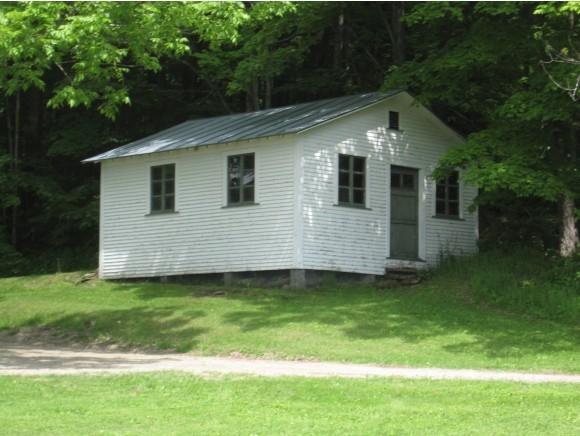 80 Orchard Road Tunbridge, VT 05077 - Photo 5 of 16 Gallery Image 5