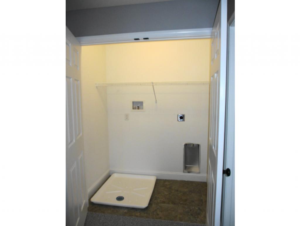 27 Sanborn Road Concord, NH 03301 - Photo 8 of 26