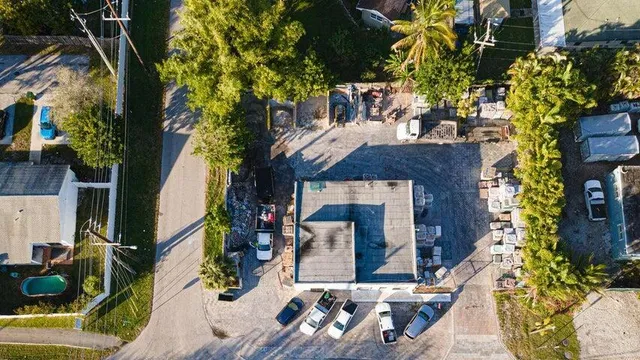 $1,500,000 | 3109 2nd Avenue North, Palm Springs, FL 33461