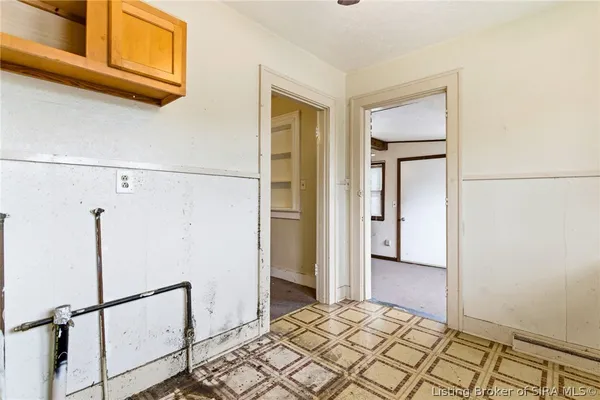 $150,000 | 228 South Clark Boulevard, Clarksville, IN 47129
