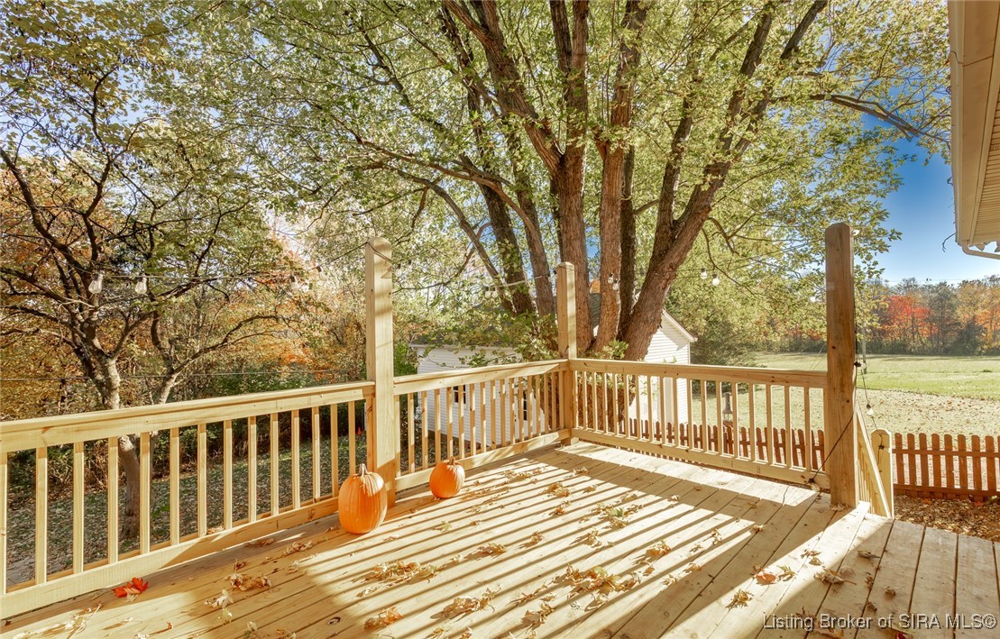 514 Park Ridge Drive Georgetown, IN 47122 - Photo 19 of 37