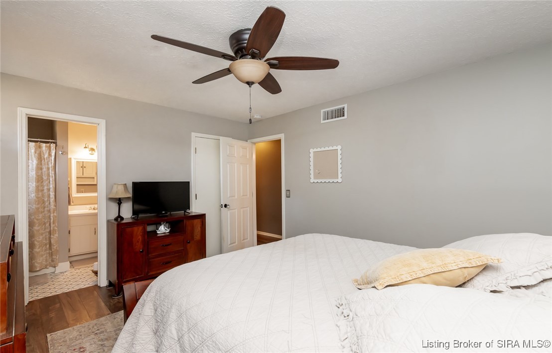 514 Park Ridge Drive Georgetown, IN 47122 - Photo 27 of 37