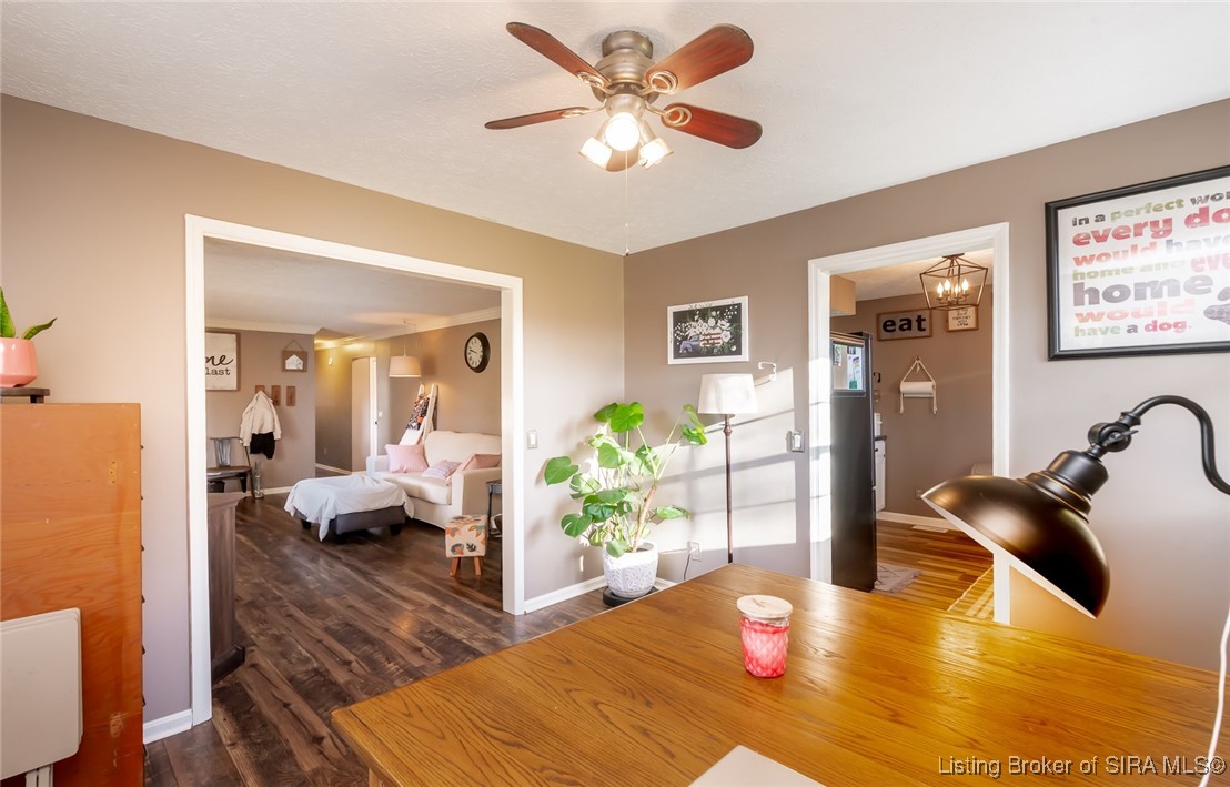 514 Park Ridge Drive Georgetown, IN 47122 - Photo 10 of 37