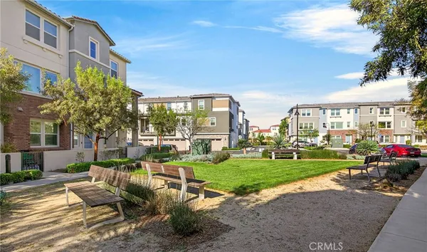 $1,088,000 | 381 Bellver, Lake Forest, CA 92630