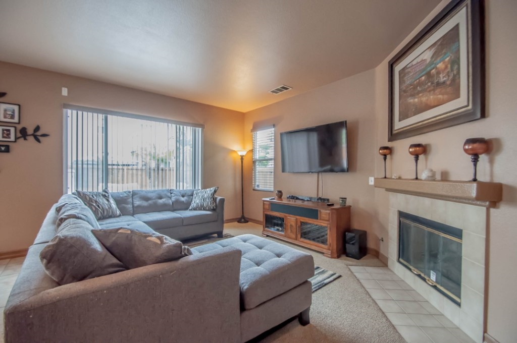 1695 Sierra Verde Road Chula Vista, CA 91913 - Photo 9 of 25 Gallery Image 9