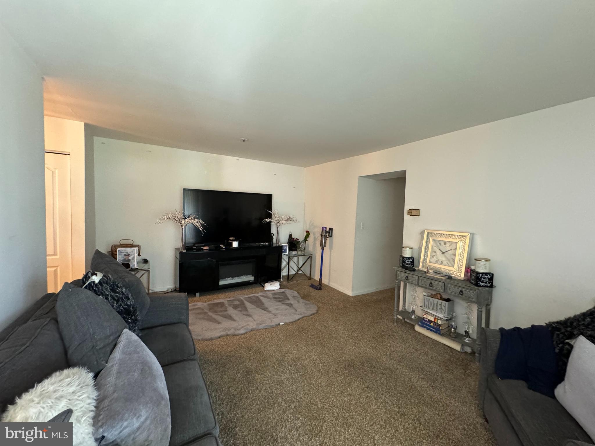 8511 Falls Run Road, Unit H Ellicott City, MD 21043 - Photo 8 of 11 Gallery Image 8