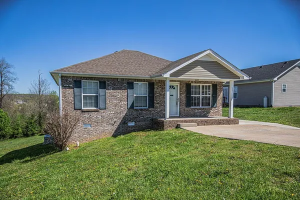 $1,470 | 955 Russet Drive, Clarksville, TN 37040