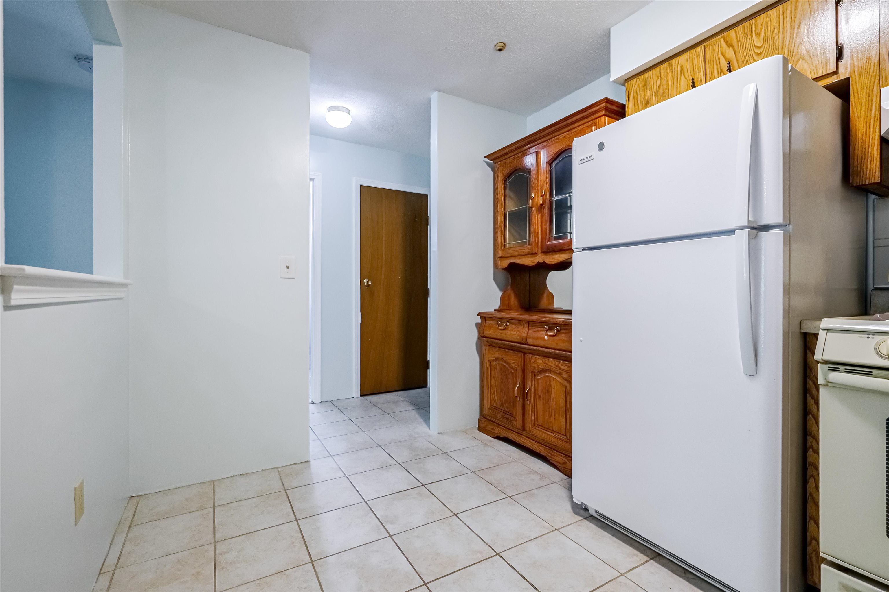 210 Brook Village Road, Unit 7 Nashua, NH 03062 - Photo 11 of 31