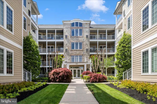 $469,900 | 8820 Shining Oceans Way, Unit 105, Columbia, MD 21045