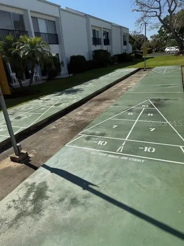 a view of a tennis court
