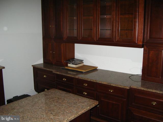 9719 Deep Smoke Columbia, MD 21046 - Photo 6 of 31 1st floor office