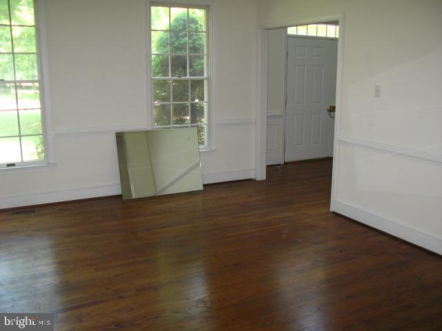 9719 Deep Smoke Columbia, MD 21046 - Photo 8 of 31 LR