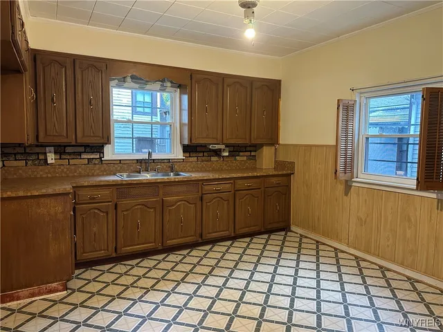 $122,500 | 855 West Avenue, Buffalo, NY 14213