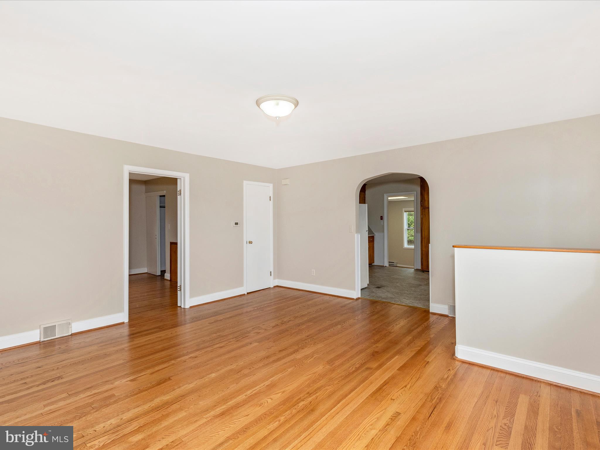 20778 Beaver Creek Road Boonsboro, MD 21713 - Photo 7 of 52 Living Room