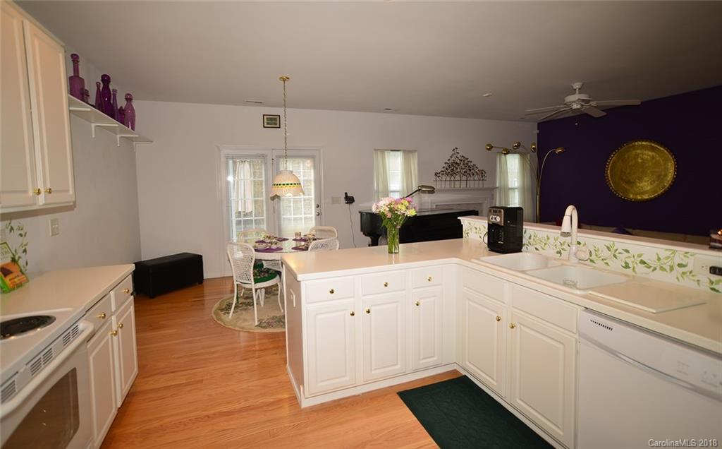 1702 Summit Ridge Lane Kannapolis, NC 28083 - Photo 5 of 24 Gallery Image 5