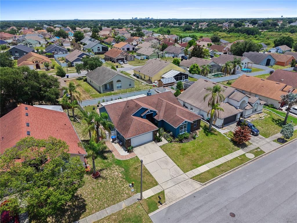 4441 Beagle Street Orlando, FL 32818 - Photo 4 of 41