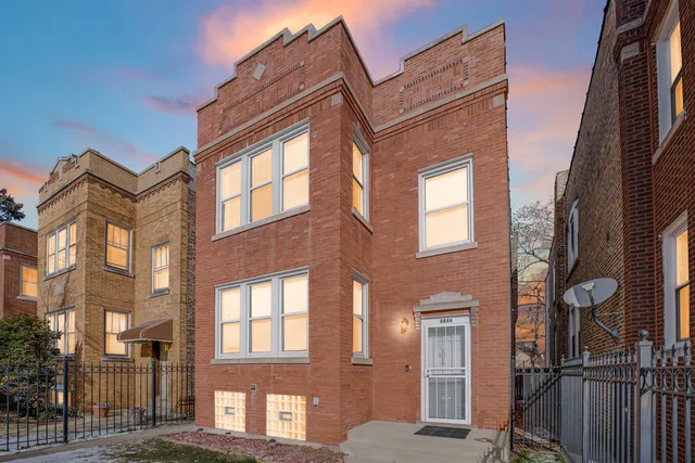 $470,000 | 4846 West Haddon Avenue, Chicago, IL 60651
