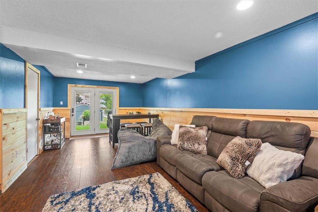 151 Walnut Strand Imperial, PA 15126 - Photo 27 of 36 Gallery Image 27