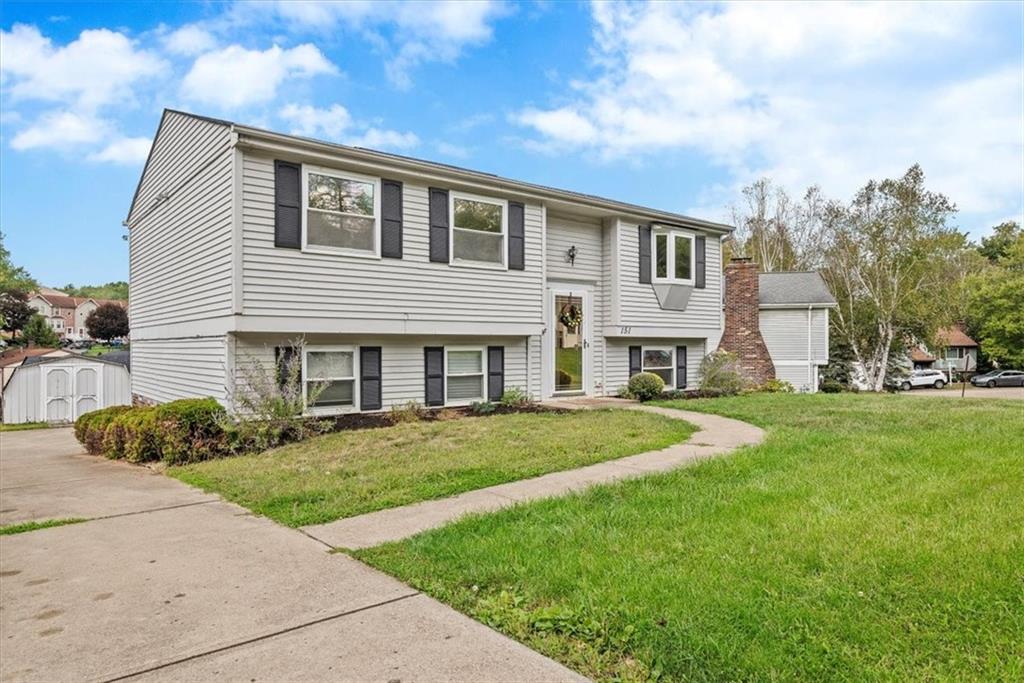 151 Walnut Strand Imperial, PA 15126 - Photo 3 of 36 Gallery Image 3