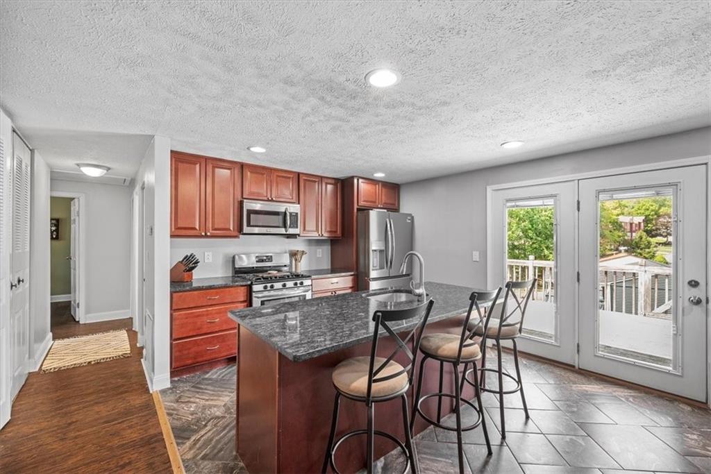 151 Walnut Strand Imperial, PA 15126 - Photo 9 of 36 Gallery Image 9