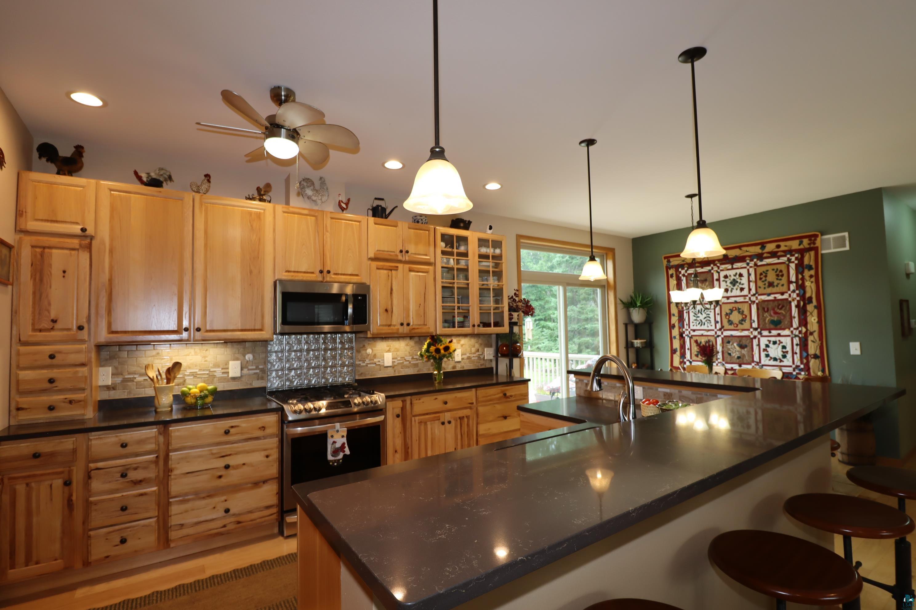 58715 Noid Road Mason, WI 54856 - Photo 28 of 89 Quartz Countertops
