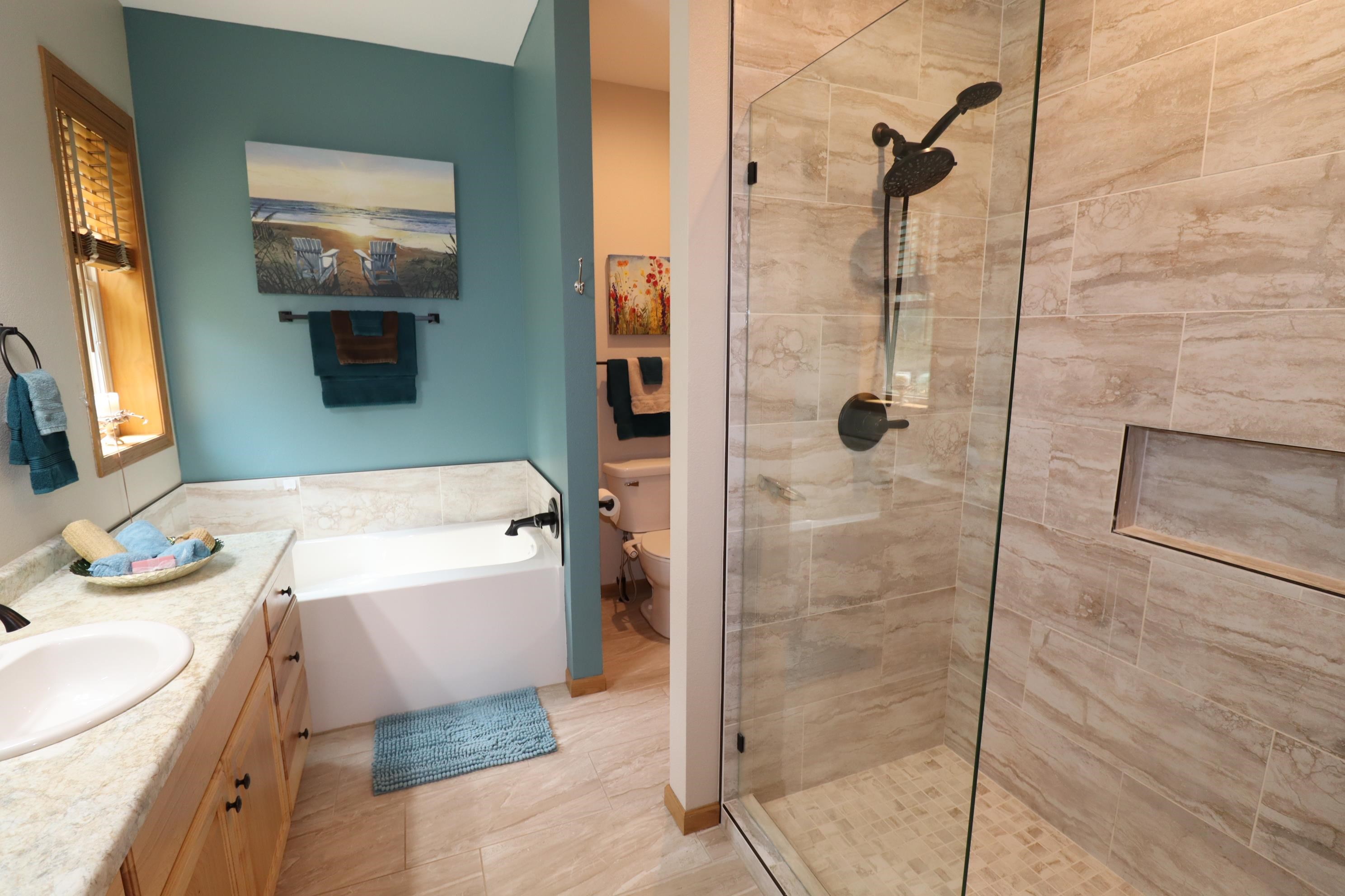 58715 Noid Road Mason, WI 54856 - Photo 36 of 89 Primary Ensuite