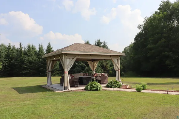 $620,000 | 58715 Noid Road, Mason, WI 54856