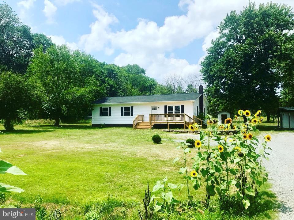 5198 Catlett Road Midland, VA 22728 - Photo 1 of 20 Exterior (Front)
