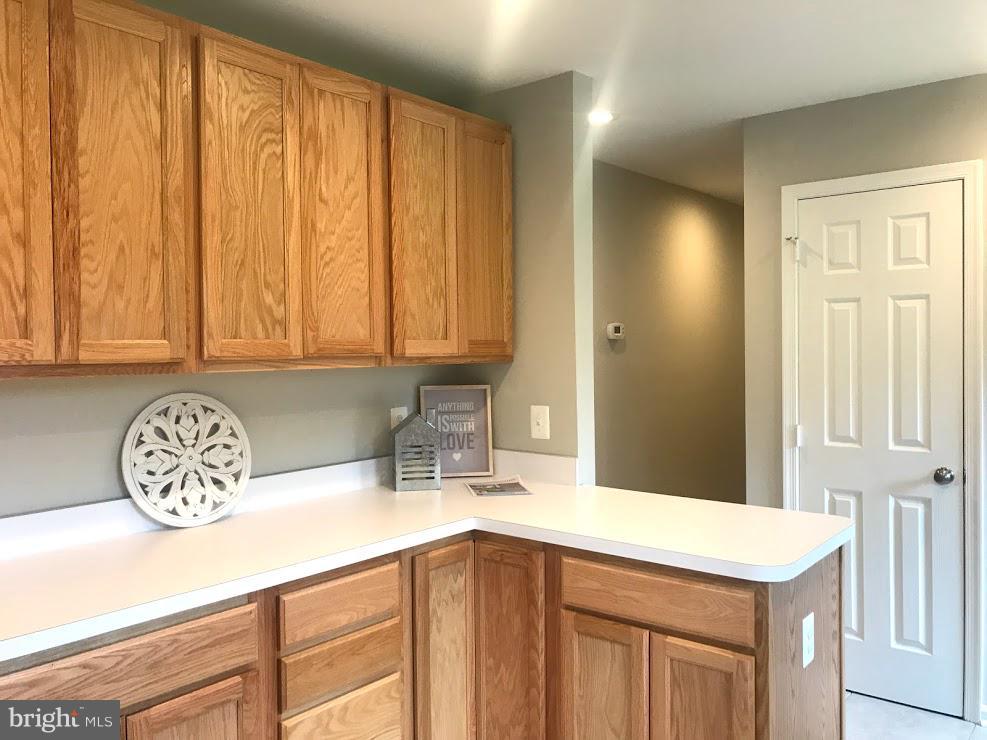 5198 Catlett Road Midland, VA 22728 - Photo 7 of 20 Kitchen