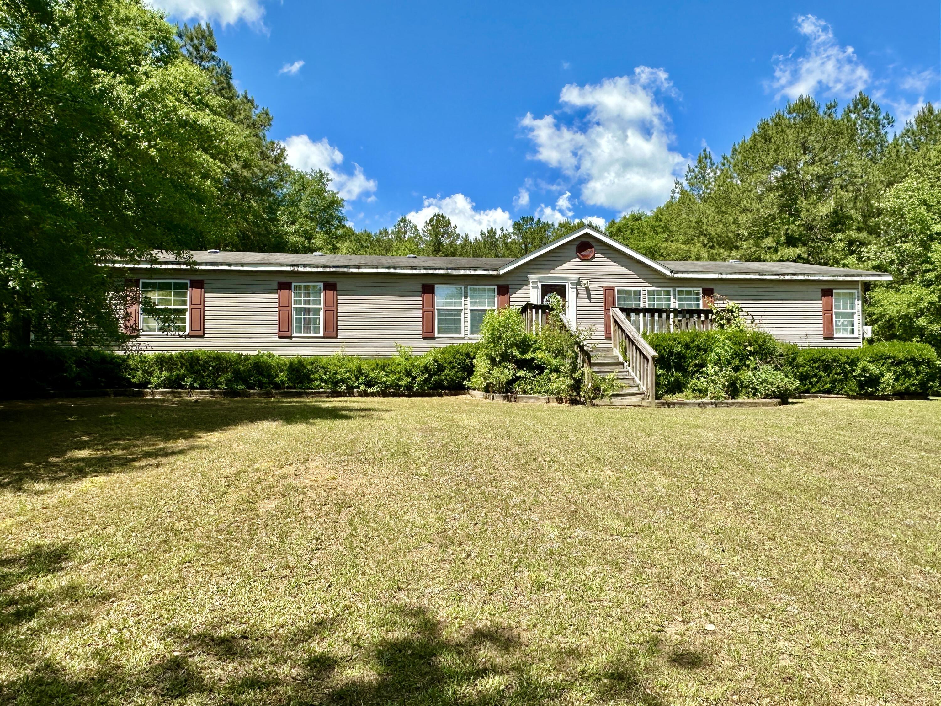 174 Wyatt Place Road Waynesboro, GA 30830 - Photo 3 of 30 IMG_E2600