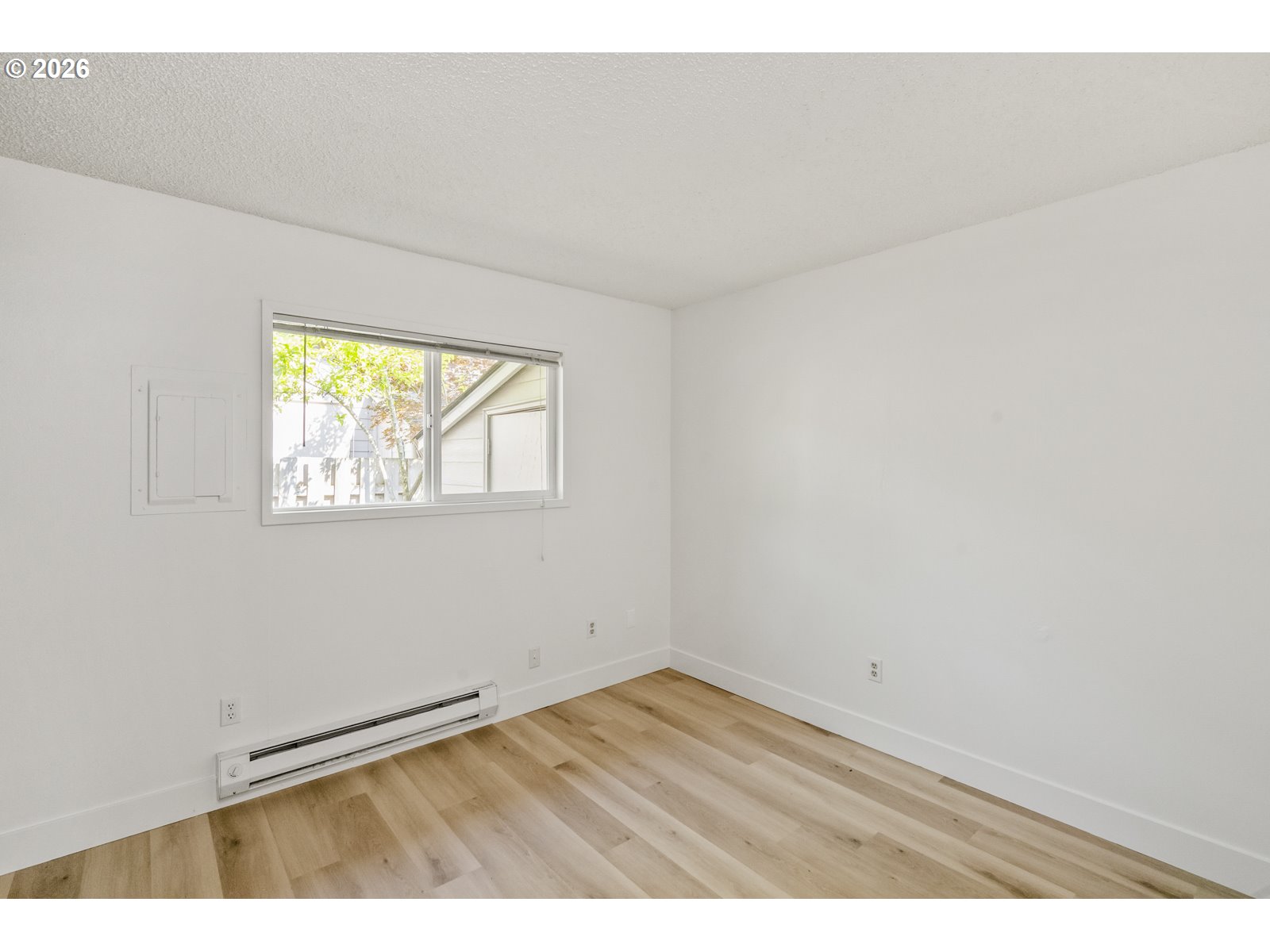 3018 Southwest Carson Street Portland, OR 97219 - Photo 25 of 42