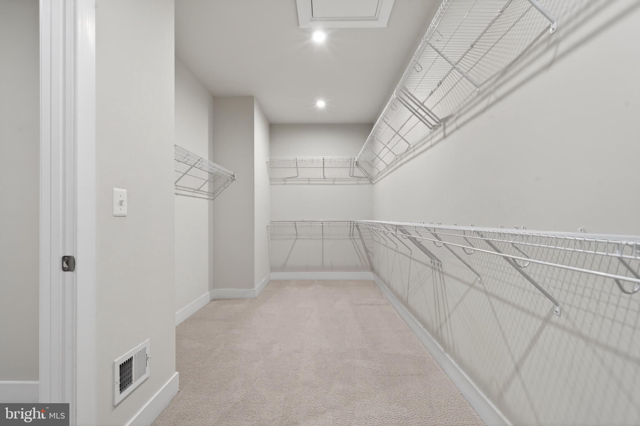 7305 Sugar Magnolia Loop Gainesville, VA 20155 - Photo 52 of 83