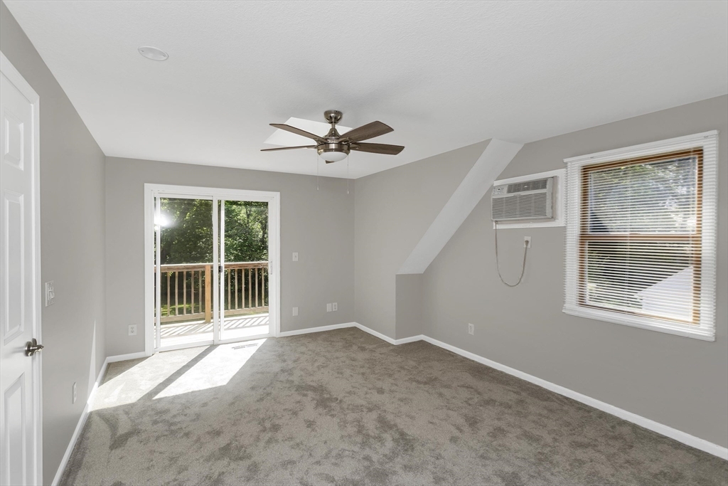 105 Mazarin Street Springfield, MA 01151 - Photo 20 of 25