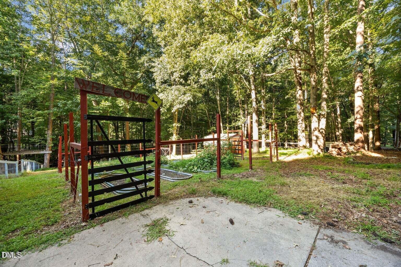 10101 Daviton Court Raleigh, NC 27615 - Photo 44 of 51 Garden