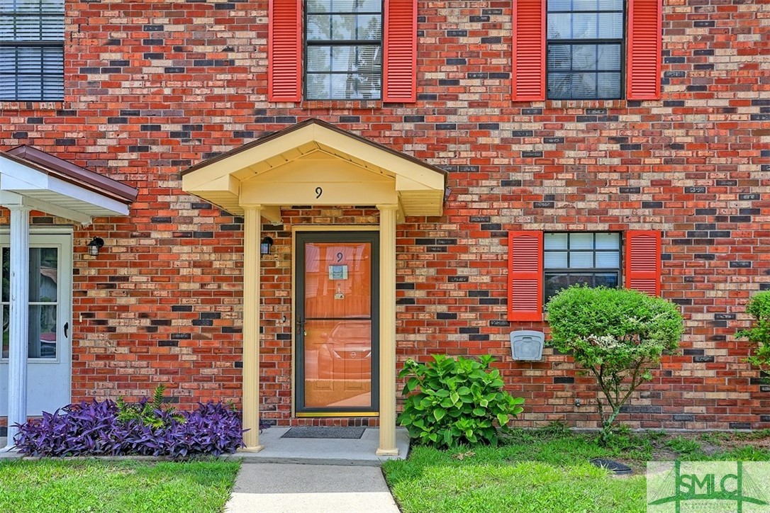 2401 Bonaventure Road, Unit 9 Savannah, GA 31404 - Photo 2 of 32
