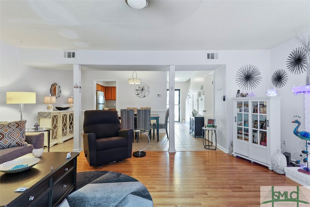 2401 Bonaventure Road, Unit 9 Savannah, GA 31404 - Photo 8 of 32
