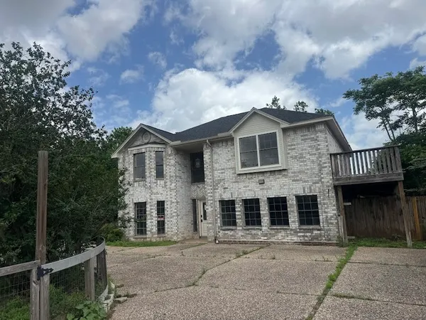 $339,999 | 5407 Victoria Drive, Rosharon, TX 77583