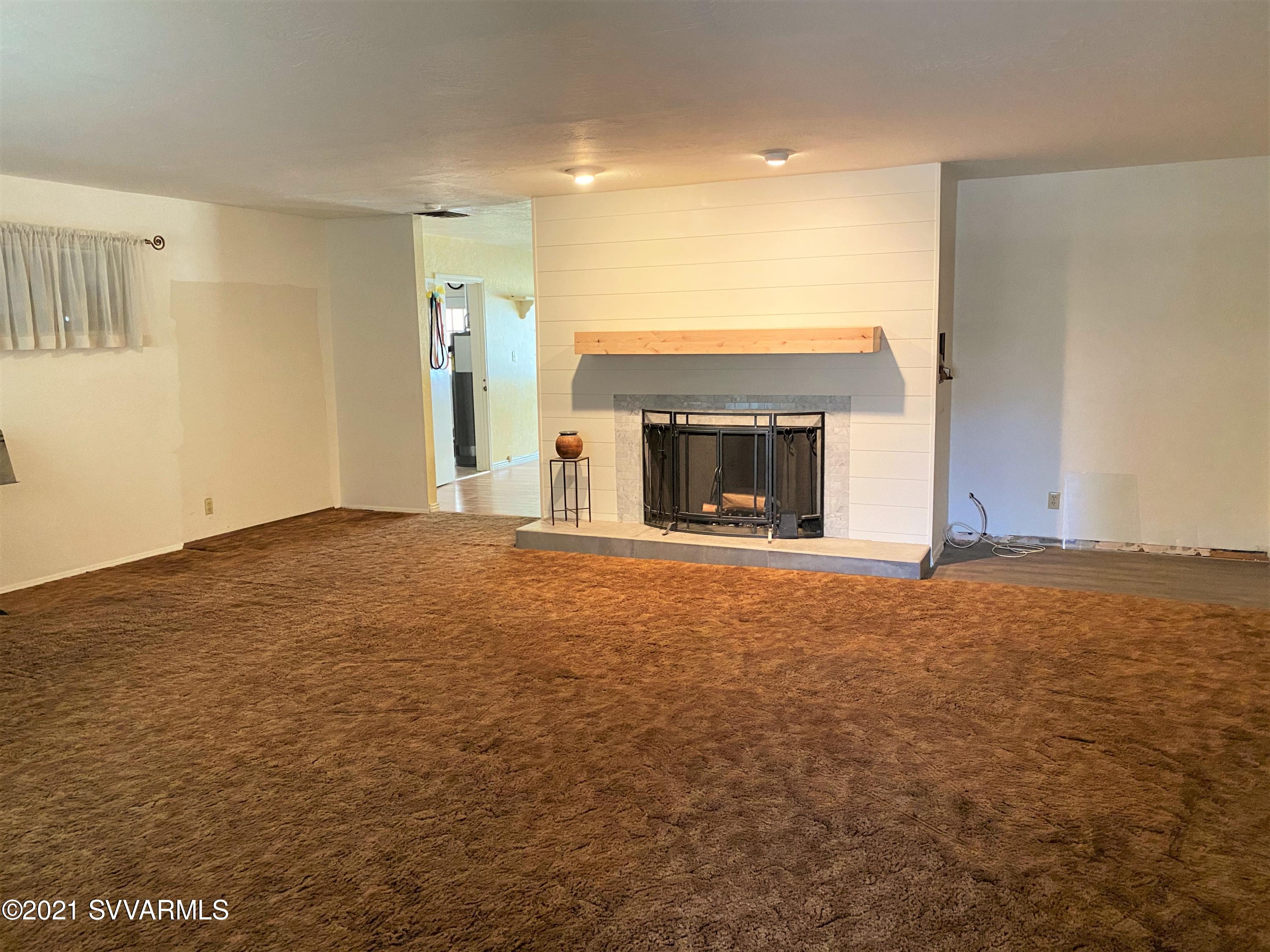 33 East Walker Road Camp Verde, AZ 86322 - Photo 29 of 75 Living Room