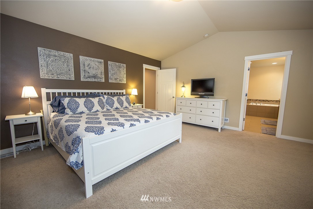 23116 35th Drive Southeast Bothell, WA 98021 - Photo 12 of 20