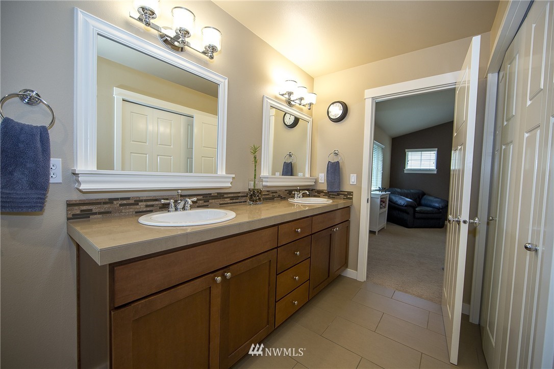 23116 35th Drive Southeast Bothell, WA 98021 - Photo 14 of 20