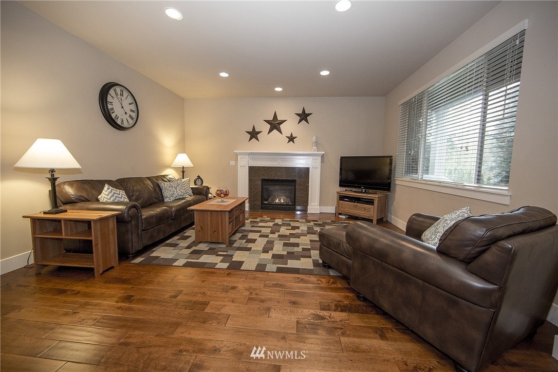 23116 35th Drive Southeast Bothell, WA 98021 - Photo 4 of 20